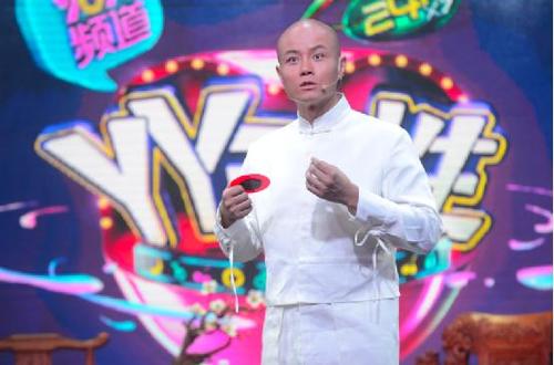 乐嘉色彩性格学直播互动 超万人投票_乐嘉YY两性直播首秀 一问十万 超越王思聪_直播间yy两性情感偌曦